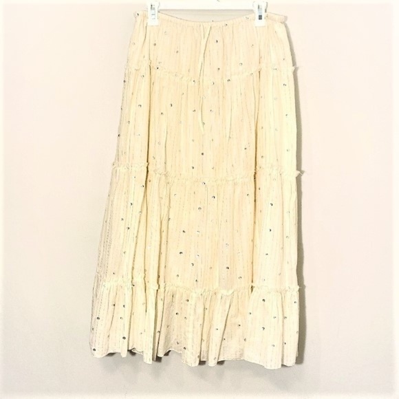 J. Jill Dresses & Skirts - ⚡️3/$22 J.Jill  Layered Sequin Skirt Cream Size MP